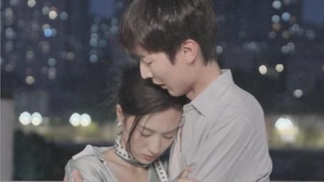 棄婚后，高冷女總裁攀我高枝(全集)