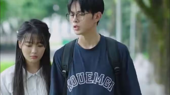 被女大學(xué)生誣陷偷拍，我的國士身份曝光了(全集)