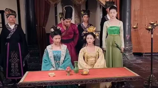 戰(zhàn)龍重生，這一世我要江山和美人（假太監(jiān)開局攻略女帝）(全集)