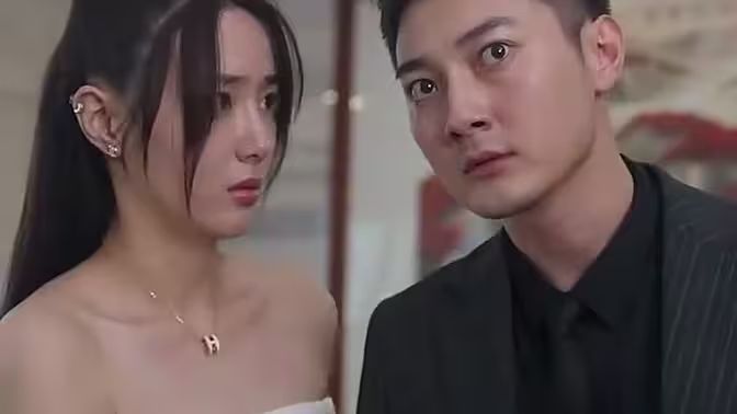 退婚后，她被財(cái)閥大佬嬌養(yǎng)了(全集)
